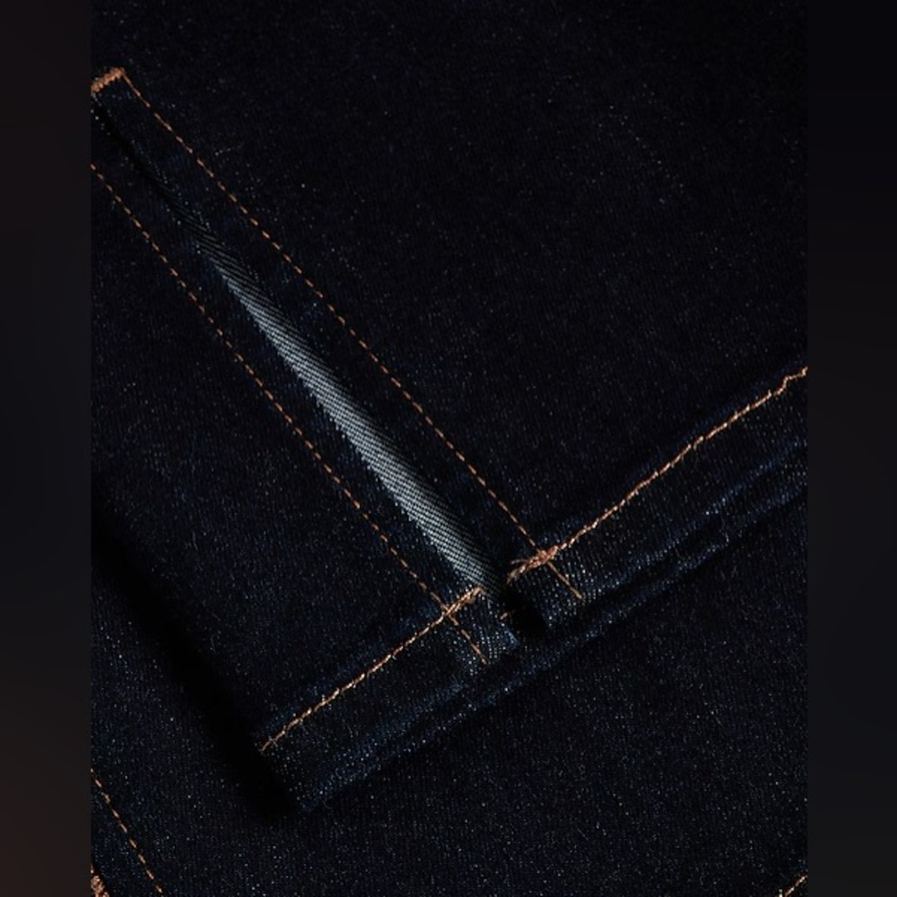 Express Mid Rise Rinse Skyscraper Jeans - Picture 5 of 6